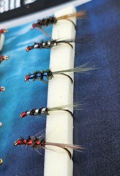 Turrall Diawl Bach Selection Die Mückenpuppen-Kollektion FinestFishingFlies