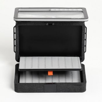 Smith Creek FlyVue Chest Pack  Die Großraum-Fliegenbox mit Sichthilfe.