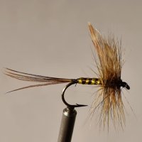 No.28 Green Mayfly in Größe 8