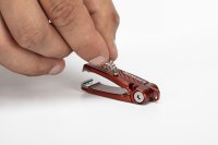 Simms Pro Nipper Schnurclip mit magnetischen Fliegeneinfädler