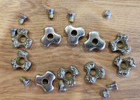 Nr.25 B-Ware SIMMS G4 Pro HardBite™ Star Cleat Einschraub-Stollen es fehlt lediglich eine Schraube!